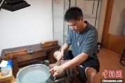 吉安成都“90后”小伙“十年磨一剑”：从爱好者到守艺人 传播中国文化